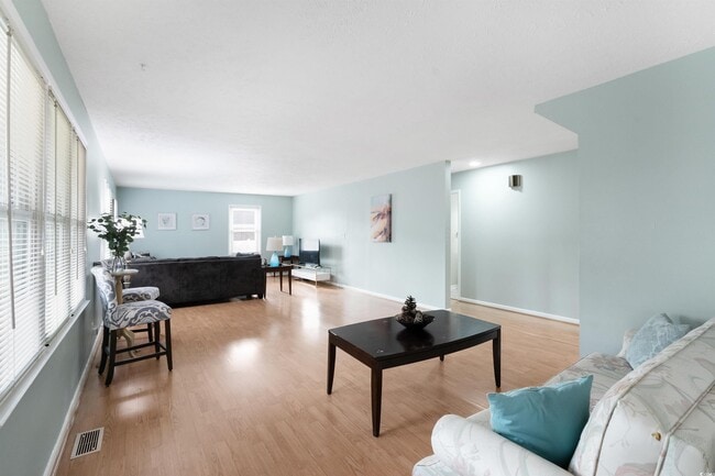 Foto del edificio - 917 9th Ave S