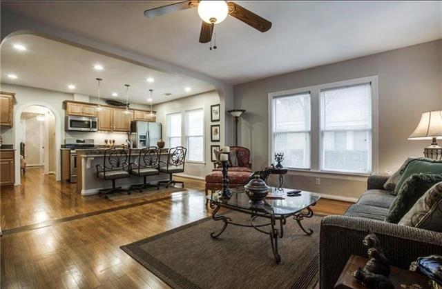 Foto del edificio - 5307 Maple Springs Blvd