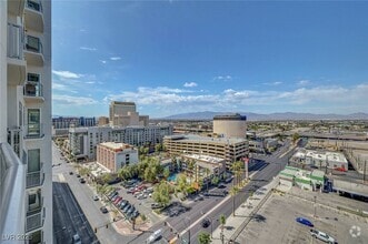 Building Photo - 150 S Las Vegas Blvd
