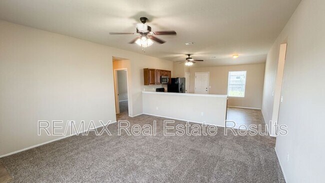 Building Photo - 728 NW 67th Ave