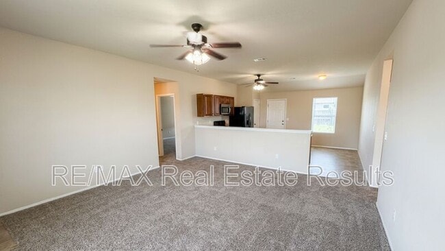 Foto del edificio - 728 NW 67th Ave