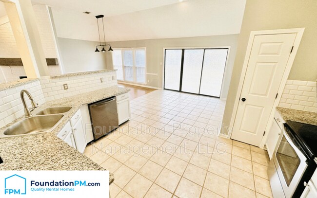 Building Photo - 410 Cherry Hollow Cove