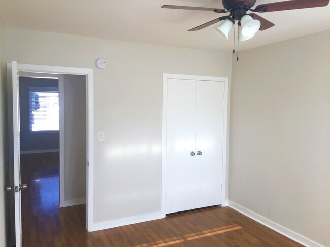 Foto del edificio - 12641 Vanowen St