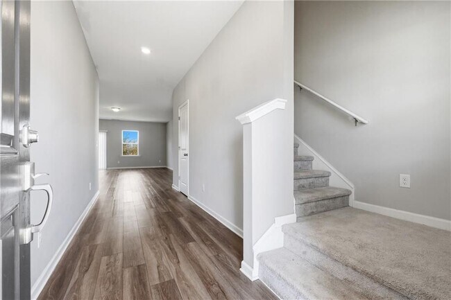 Foto del edificio - 21 Golden Eagle Pkwy