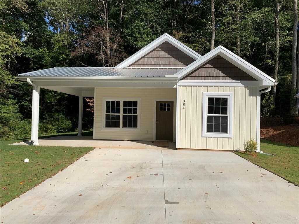 384 E Woodland Dr, Walhalla, SC 29691 House Rental in Walhalla, SC