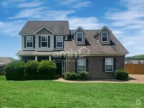 Building Photo - 1131 Longwood Dr
