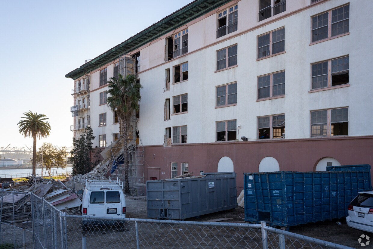 01/2022 - Harbor House