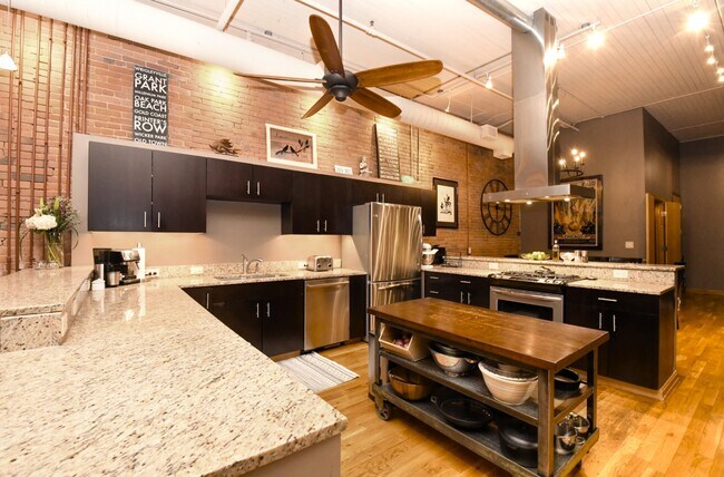 Cocina (isla no incluida) - 635 W Lakeside Ave
