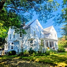 Building Photo - 613 Grove St