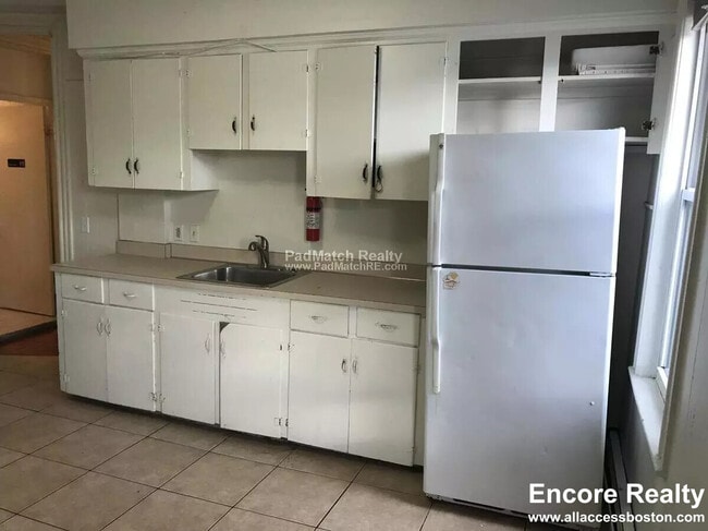 Building Photo - 9 Fulkerson St