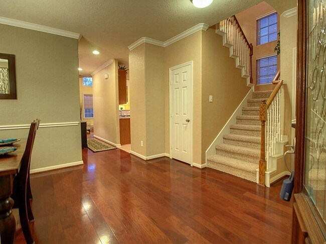 Foto del edificio - 1246 Glenwood Canyon Ln