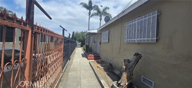 Foto del edificio - 1717 Alhambra Ave