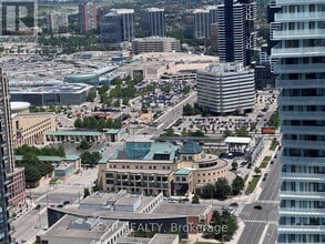Building Photo - 448 Burnhamthorpe Rd W
