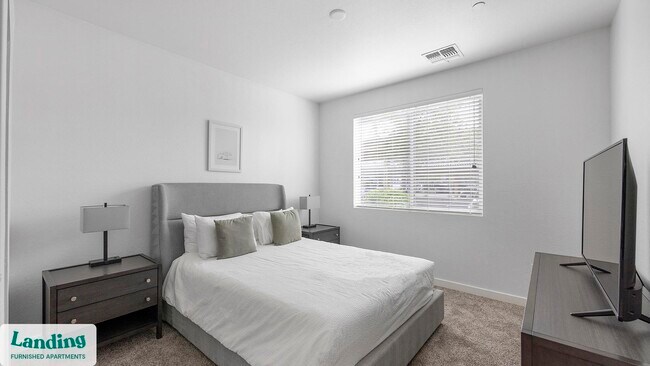 Foto del edificio - 2323 N 150th Dr