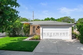 Building Photo - 2727 Butler Ave