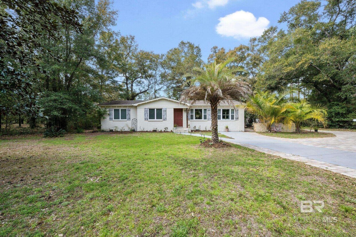 Foto principal - 18653 Twin Beech Rd S