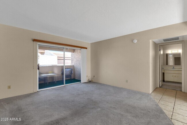 Building Photo - 4554 E Paradise Village Pkwy N