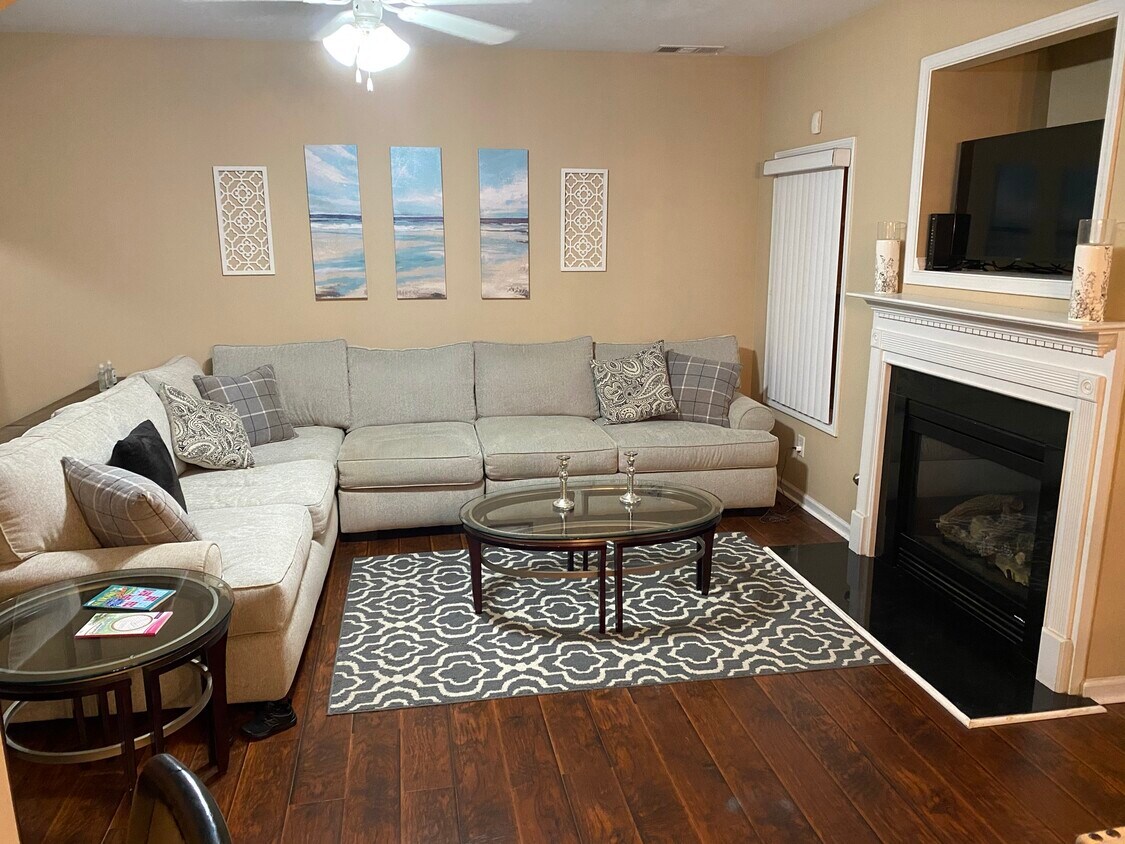 Living Room - 5704 Keys Way