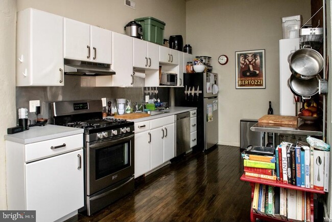 Foto del edificio - 314-22 N 12th St