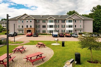 Interior Photo - Village at Autumn Pond