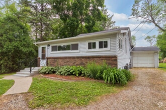 Building Photo - 1519 Dietrich Dr