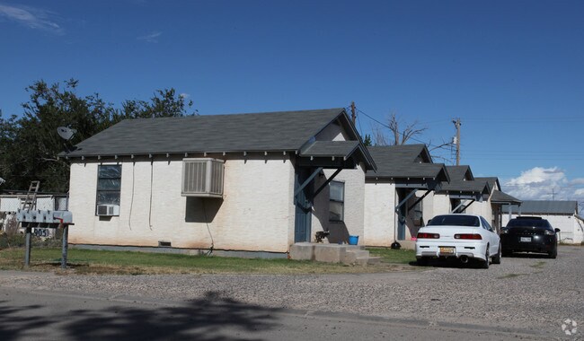 Building Photo - 905-909 S 3rd