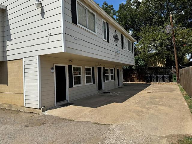 Foto principal - 307 E Mitchell St