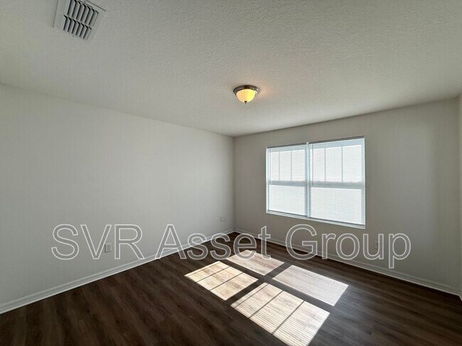 Foto del edificio - 3067 Harbison St