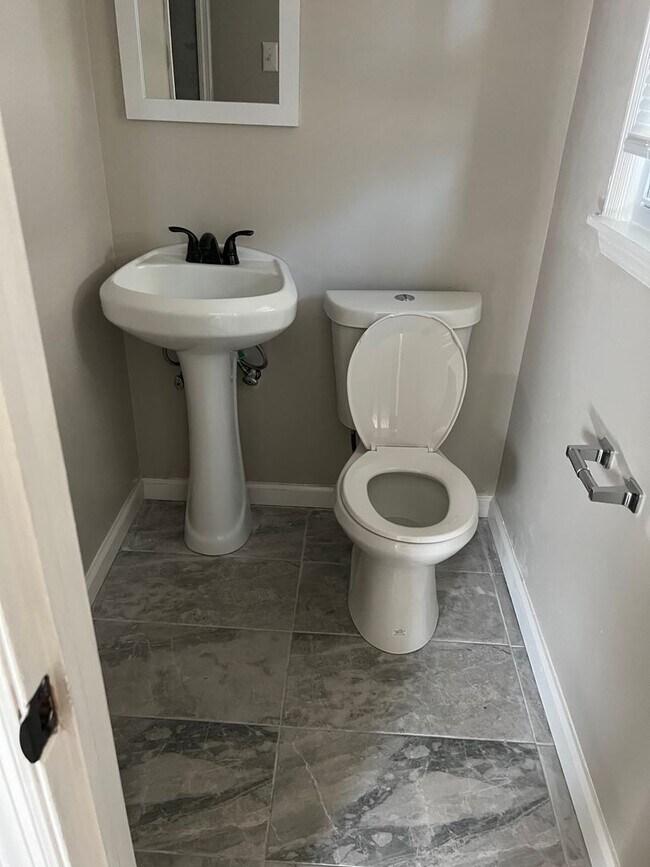 Foto del edificio - 1605 12th Ave