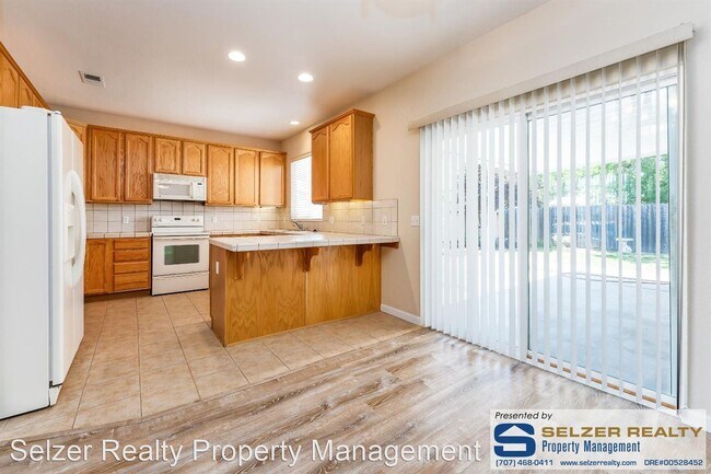 Foto del edificio - 3 br, 2 bath House - 3180 Van Housen Dr.