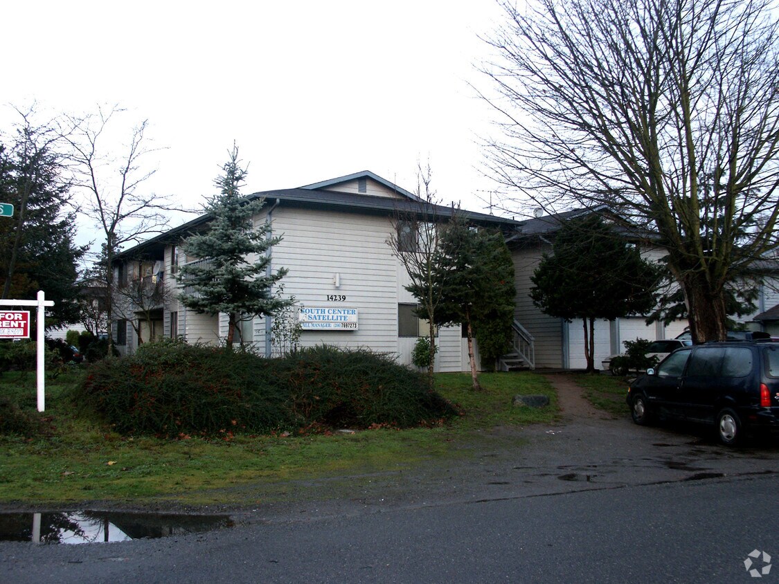 Primary Photo - South Center Satelite Ii Apartments
