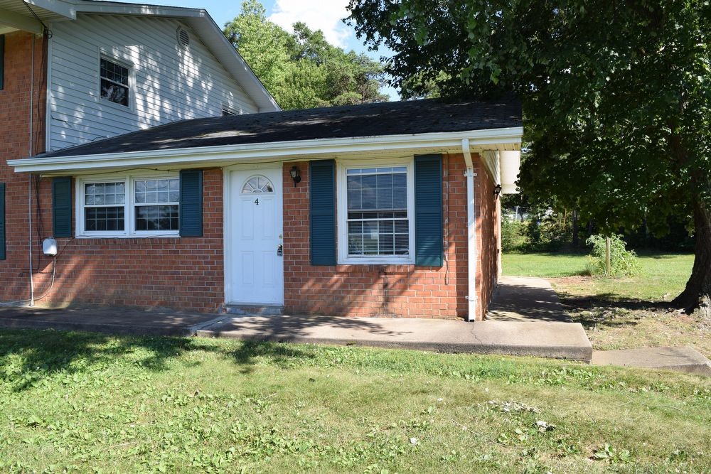 Primary Photo - 1 Bedroom Apartment For Rent In Nokesville