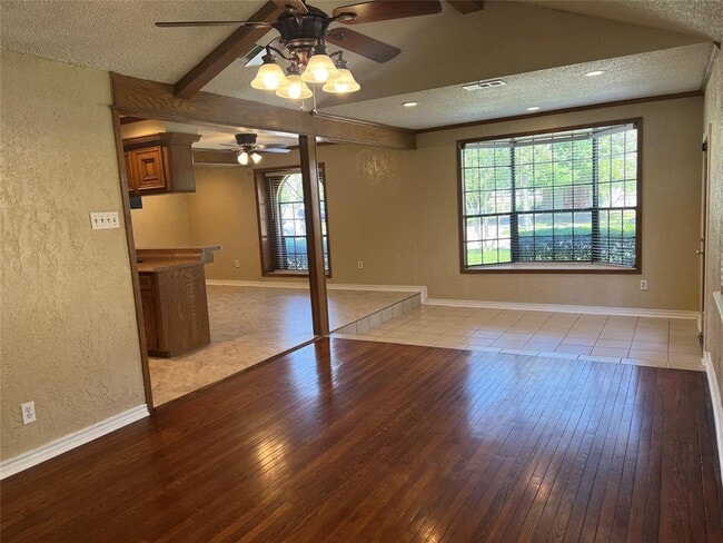 Foto del edificio - 7614 Linden St