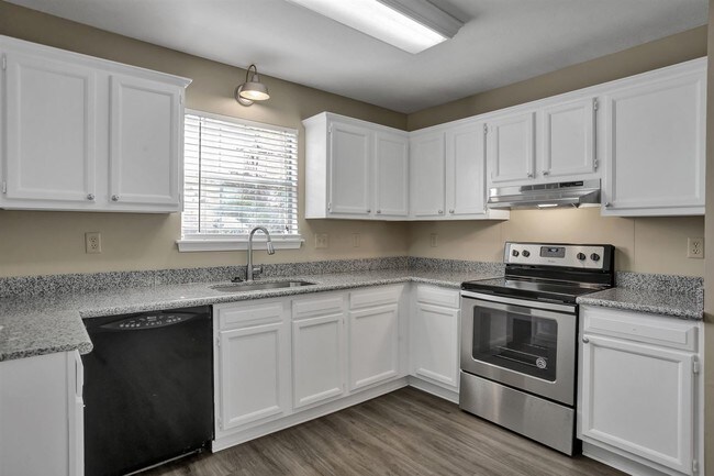 Building Photo - 416 Pelican Way