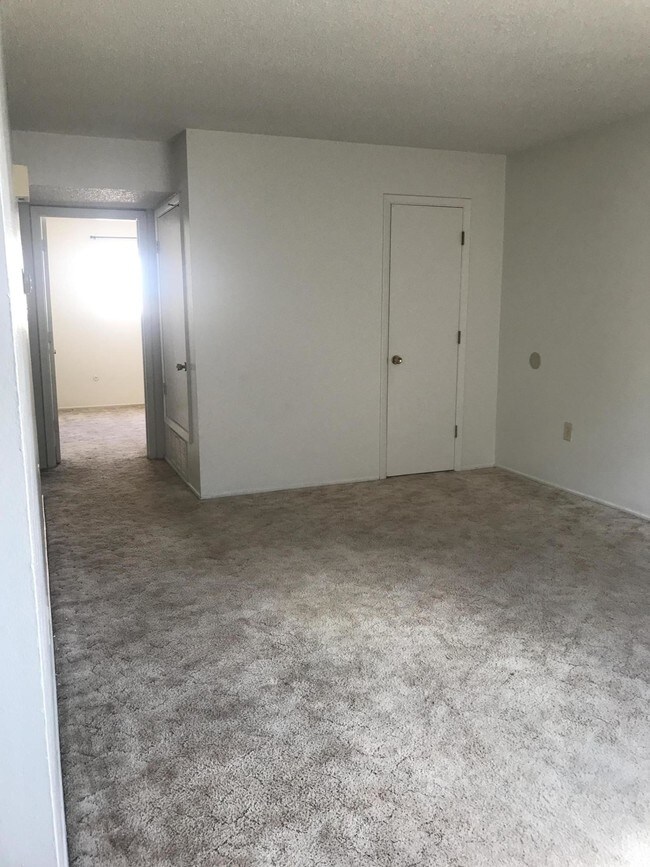 Foto del edificio - 8311 Trumbull Ave SE