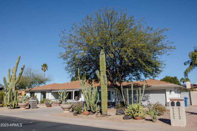 Building Photo - 6302 E Winchcomb Dr