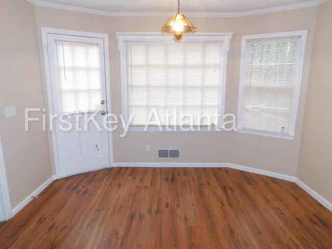 Foto del edificio - 4481 Dunmovin Dr NW