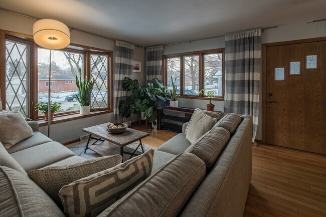 Foto del edificio - 38 Cumberland Ln