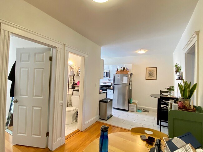 Foto del edificio - 1863 Commonwealth Ave