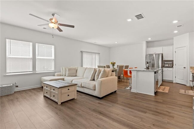Foto del edificio - 10011 Deerhaven Pkwy