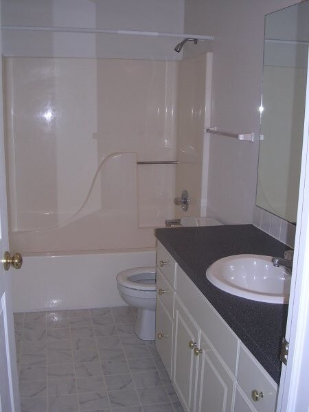 Foto del edificio - 3215 Grand Ave