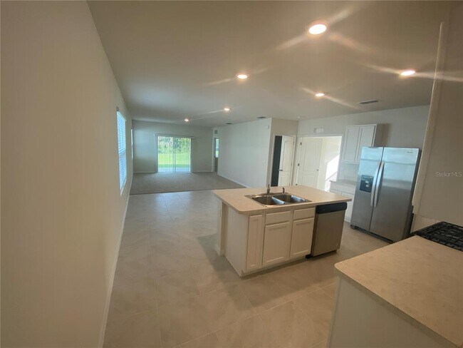 Building Photo - 30360 Armenia Rd