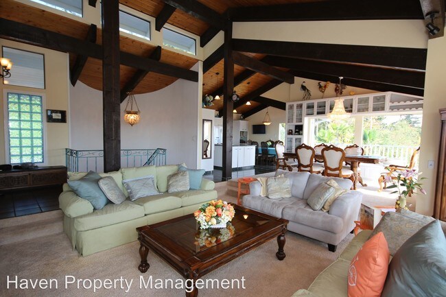 Foto del edificio - 5415 Sumner Heights Dr E