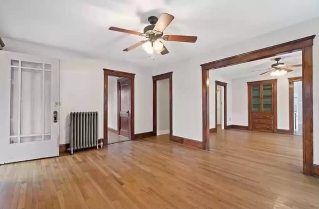 Photo - 15 Ring Ave Apartment