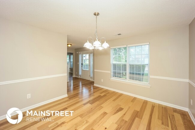 Building Photo - 227 Bella Vista Terrace