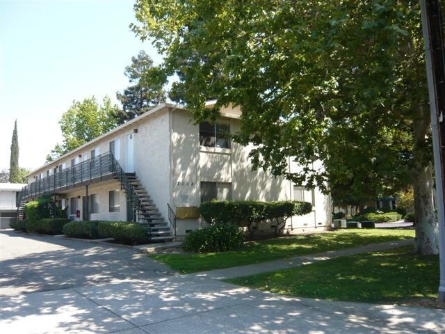 Foto del edificio - 2112 Colfax St