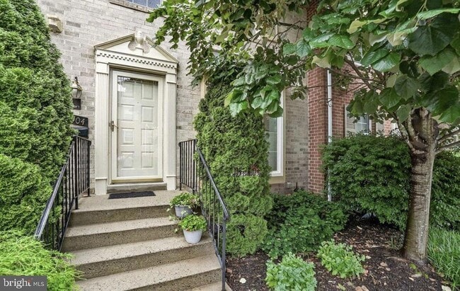 Photo - 7504 Westlake Terrace Townhome