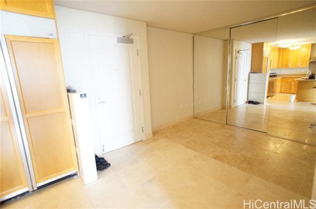 Building Photo - 1288 Kapiolani Blvd