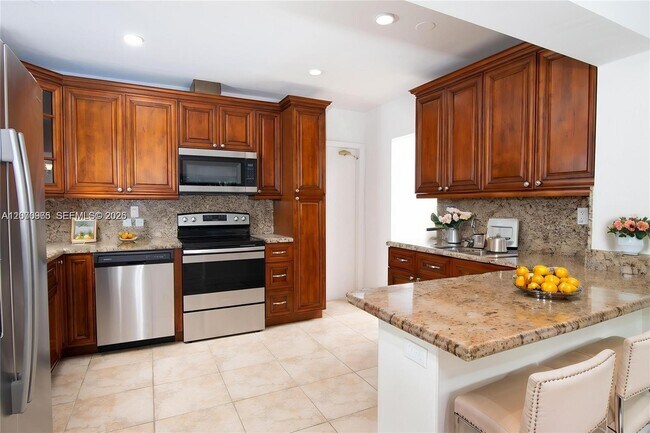 Foto del edificio - 9310 SW 57th Terrace