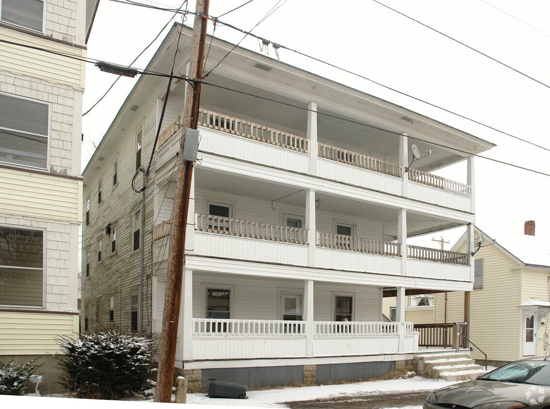 33 Island Ave, Sanford, ME 04073 Apartments in Sanford, ME